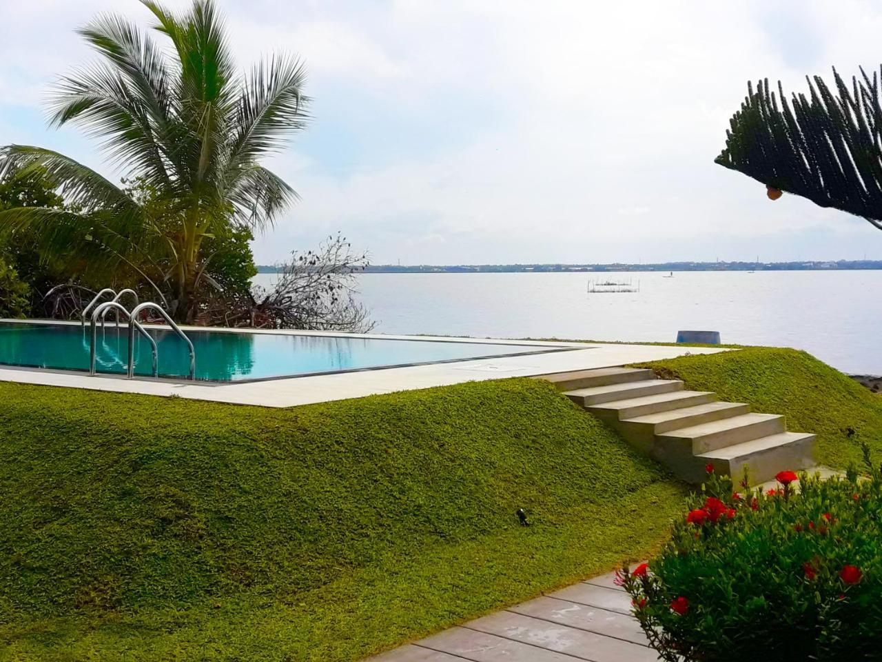 Nico Lagoon Hotel Negombo Exterior photo